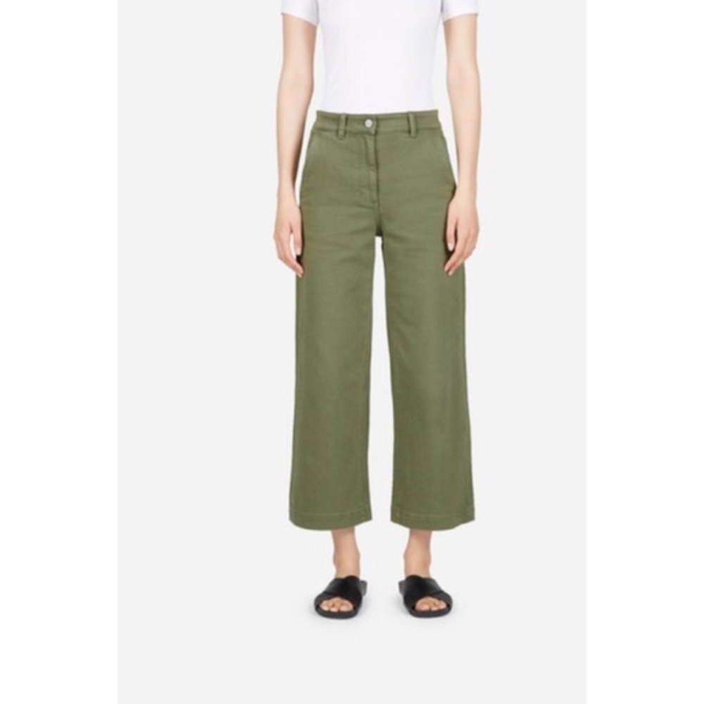 Everlane Wide Leg Crop Pant in Surplus Green